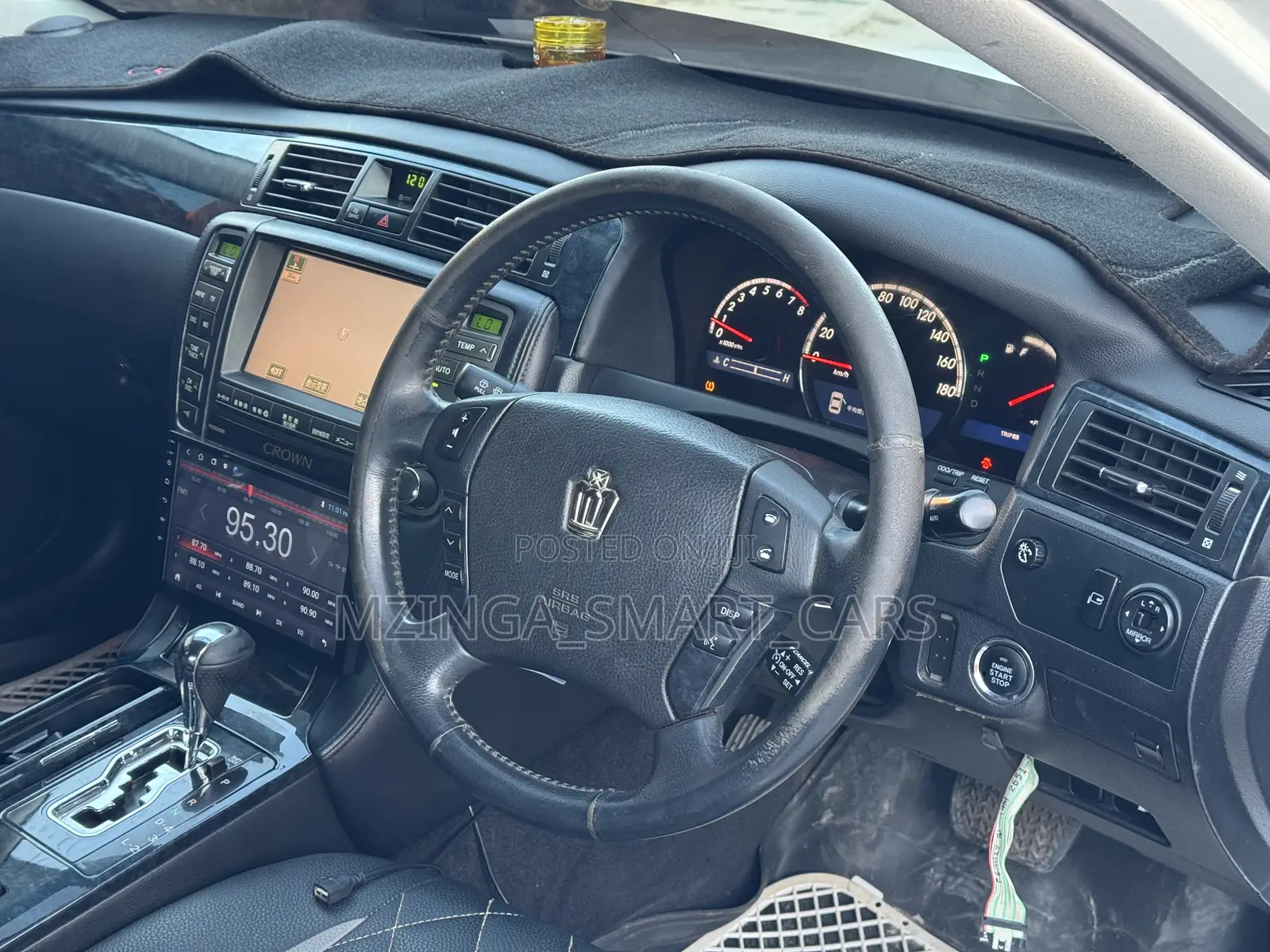 Toyota Crown 2005 White