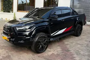 Toyota Hilux Revo Double Cab Deisel 2.8 RWD 2022 Black