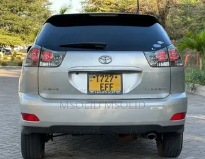 Toyota Harrier 2008 Silver