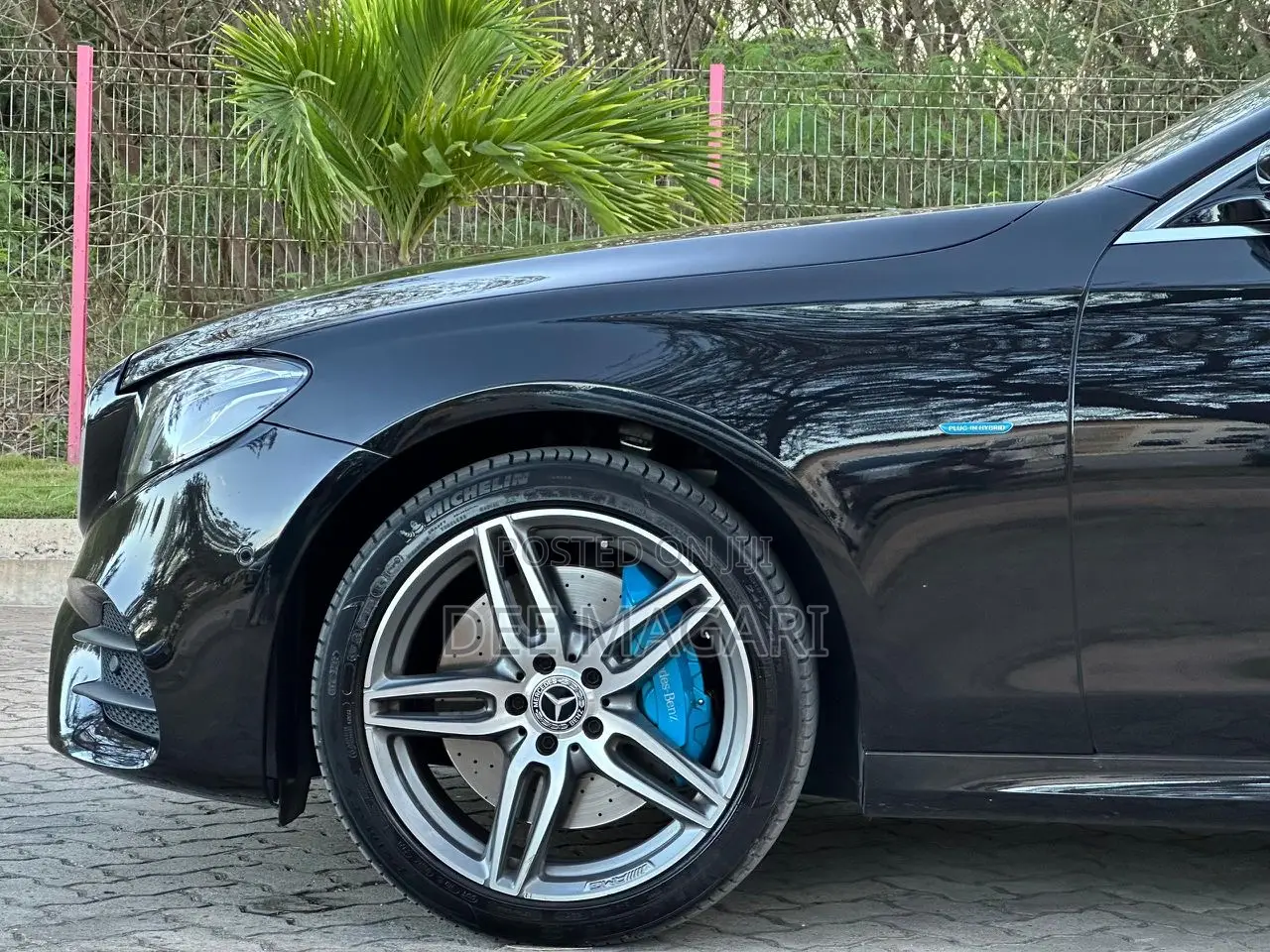 Mercedes-Benz E350e 2017 Black