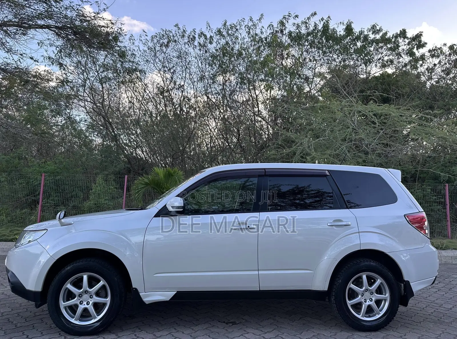 Subaru Forester 2011 White