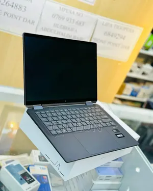 New Laptop HP Spectre 14 32GB Intel Core Ultra 7 SSD 2T