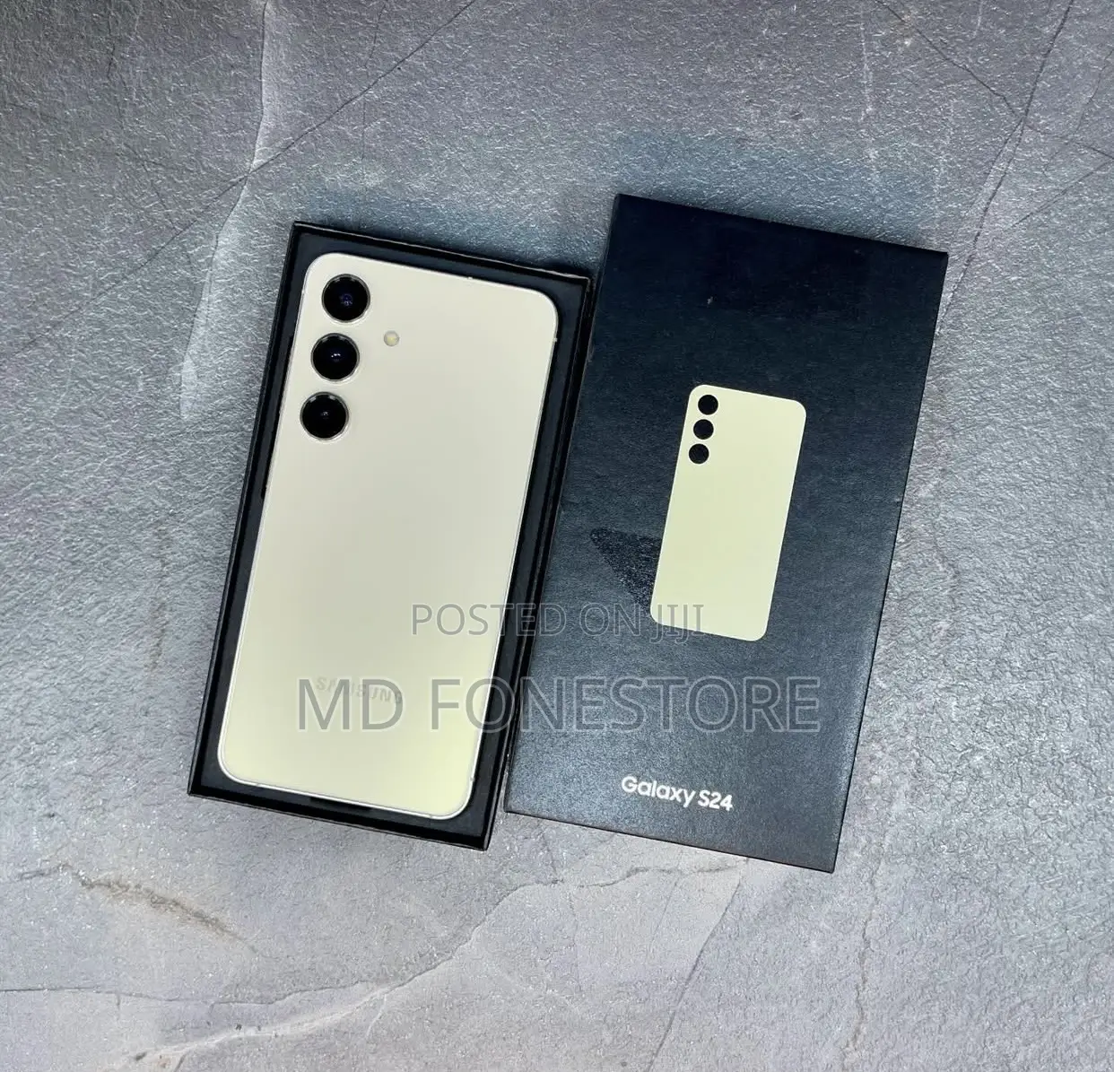 New Samsung Galaxy S24 256 GB Gold