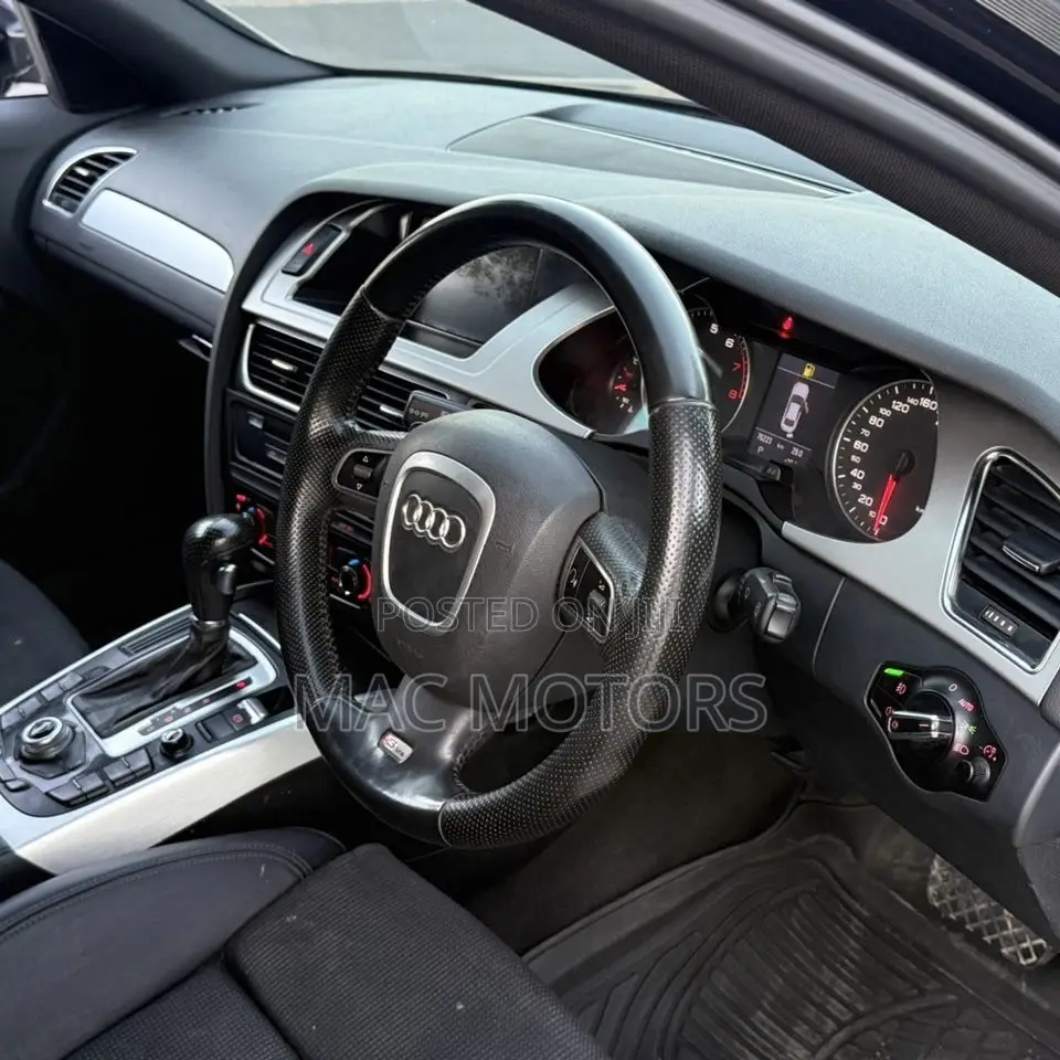 Audi A4 2.0T Premium Quattro 2010 Black
