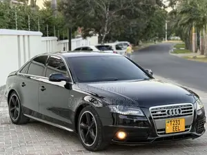 Audi A4 2.0T Premium Quattro 2010 Black