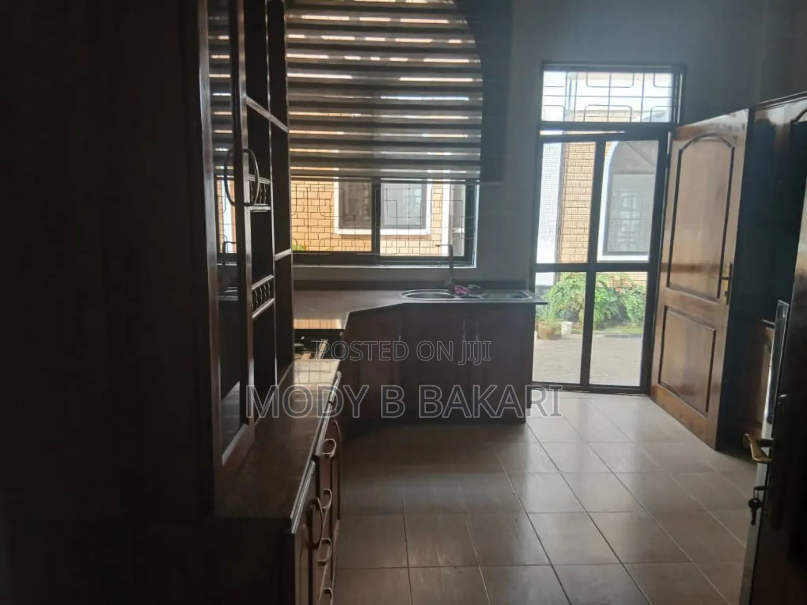 Furnished 4bdrm Villa in Mikocheni for rent