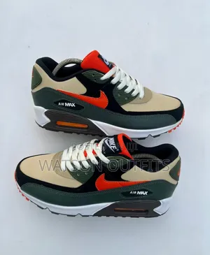 Shoe Sneakers Very Official or Raba Hot Za Ngozi Na Materials Smart