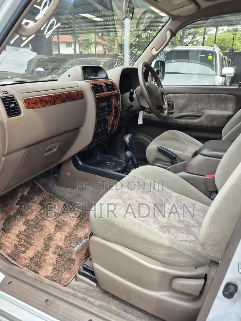 Toyota Land Cruiser Prado 3.0 D-4D 5dr 2001 Silver