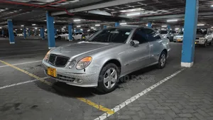 Mercedes-Benz E320 2004 Silver