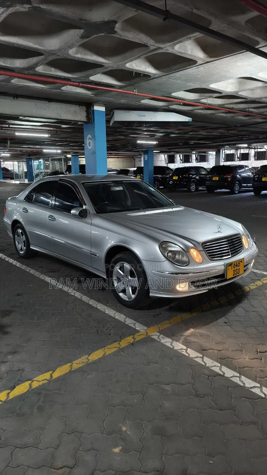 Mercedes-Benz E320 2004 Silver
