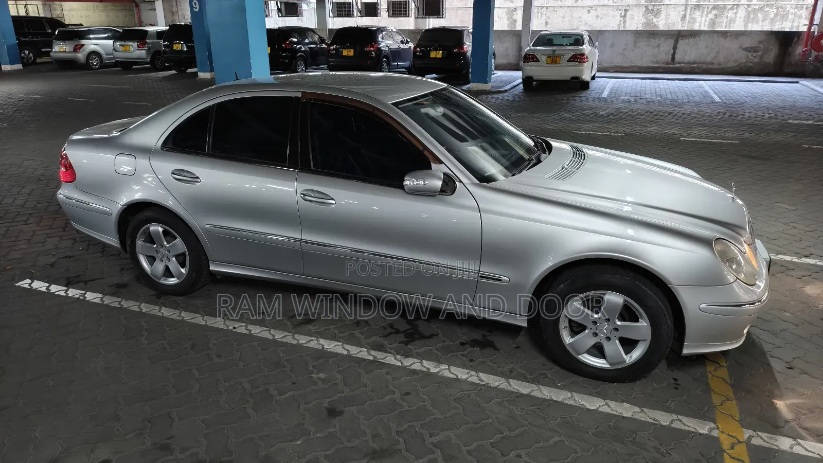 Mercedes-Benz E320 2004 Silver