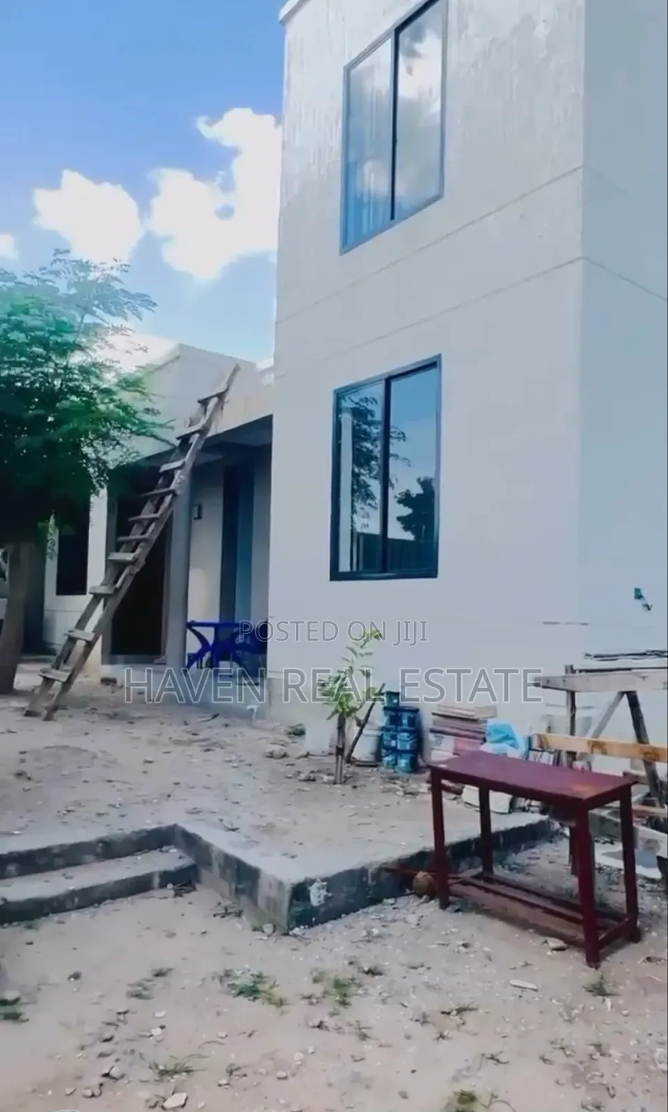 5bdrm House in Kigamboni for sale