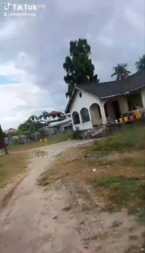 Eneo La Uwekezaji Linauzwa Tabata Bima