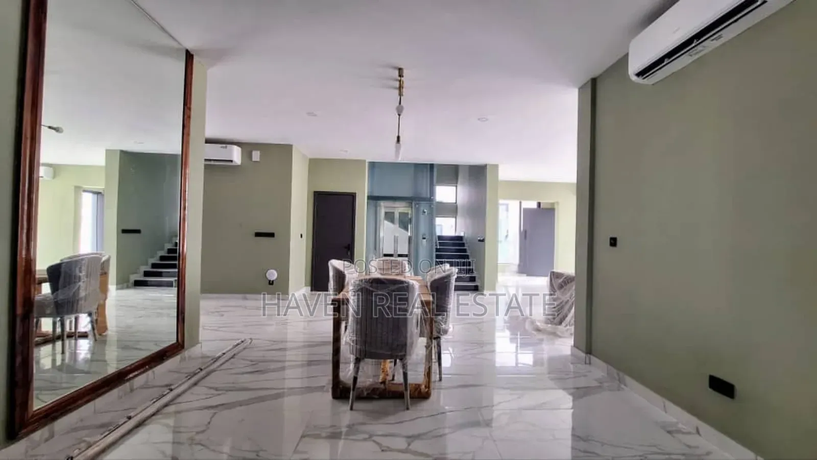 Furnished 8bdrm Villa in Oyster Bay for sale