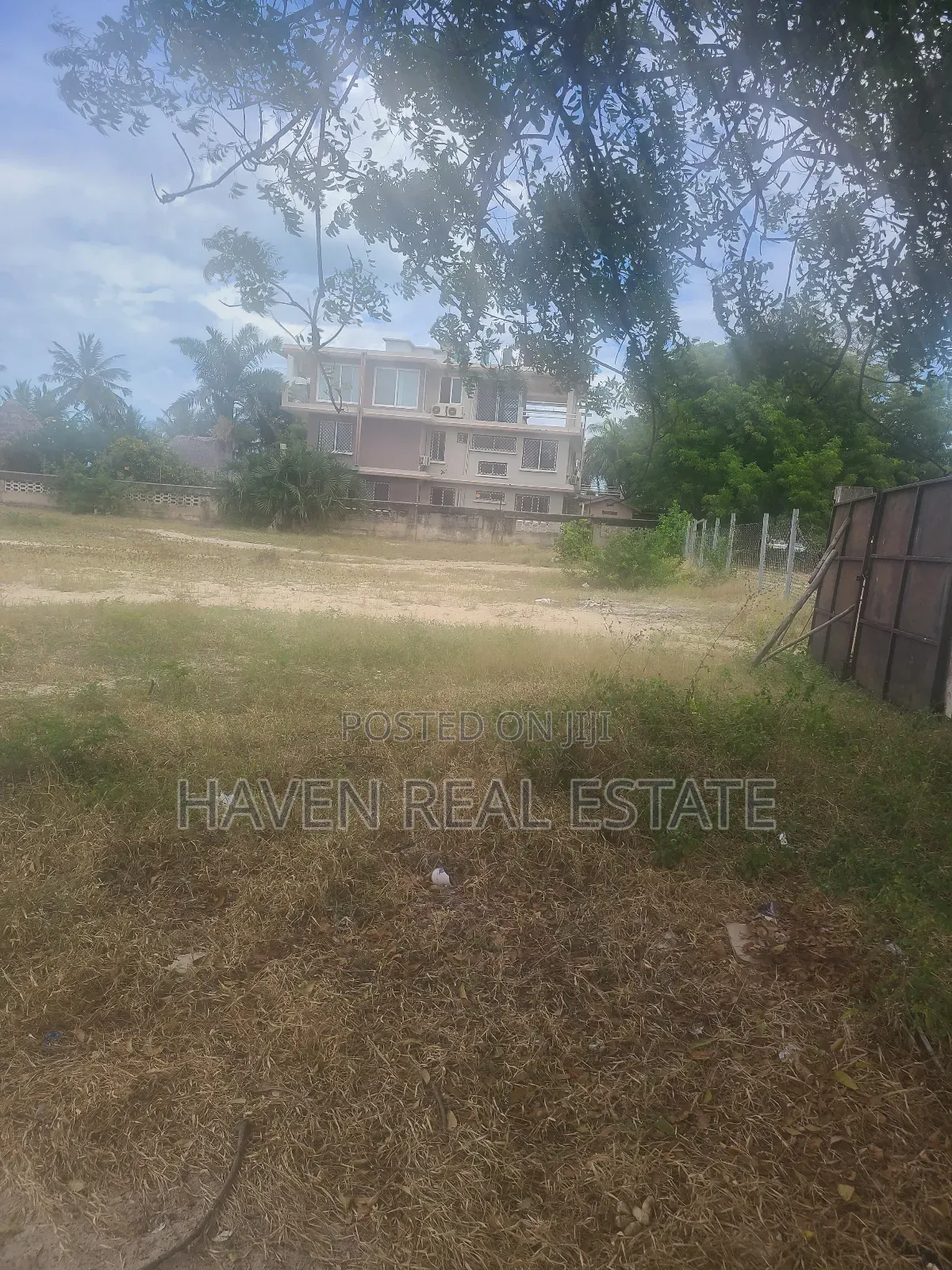 Beach Plot for Sale at Mbezi Beach Jangwani