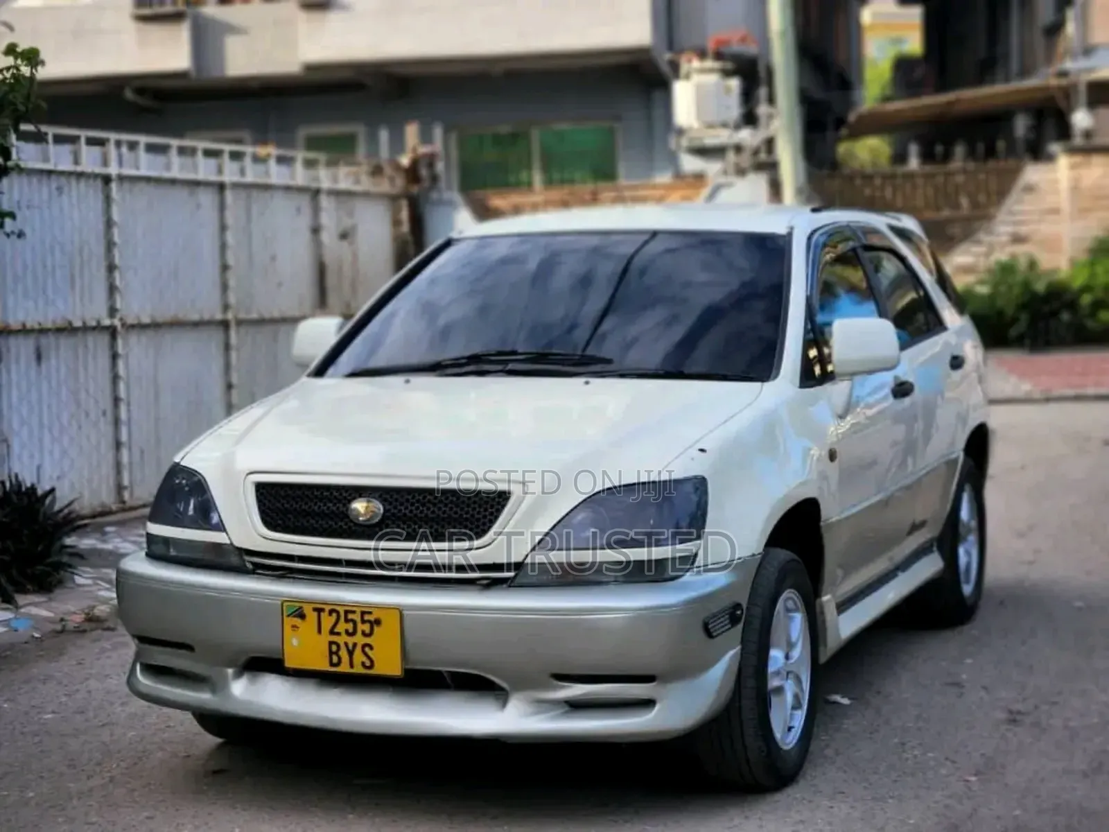 Toyota Harrier 2.2 16V 2003 White