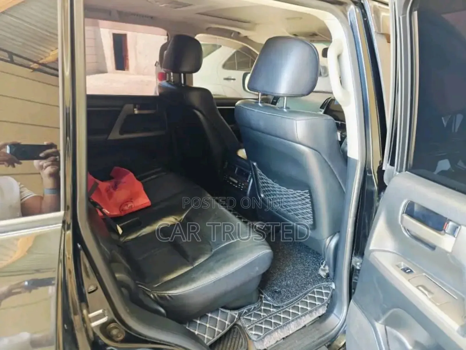 Toyota Land Cruiser 4.6 V8 ZX 2011 Black