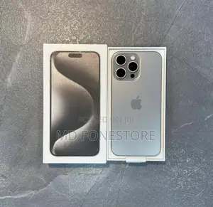 New Apple iPhone 15 Pro Max 256 GB Silver