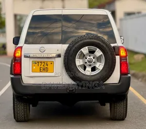 Nissan Patrol 2007 Pearl