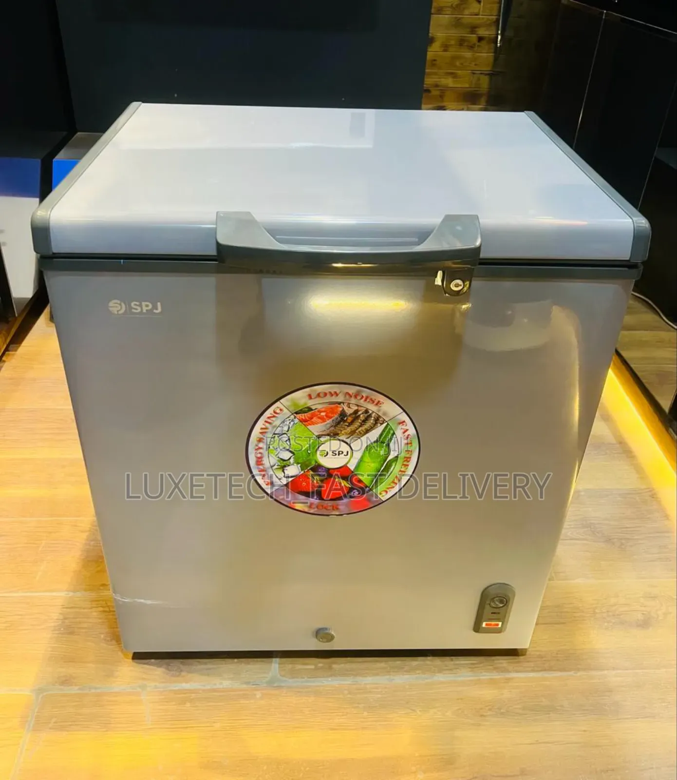 SPJ Freezer 150 Liters