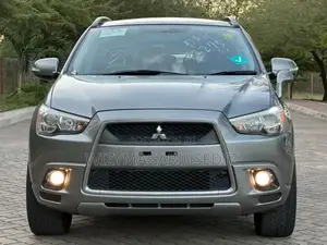 Mitsubishi RVR 2010 Gray