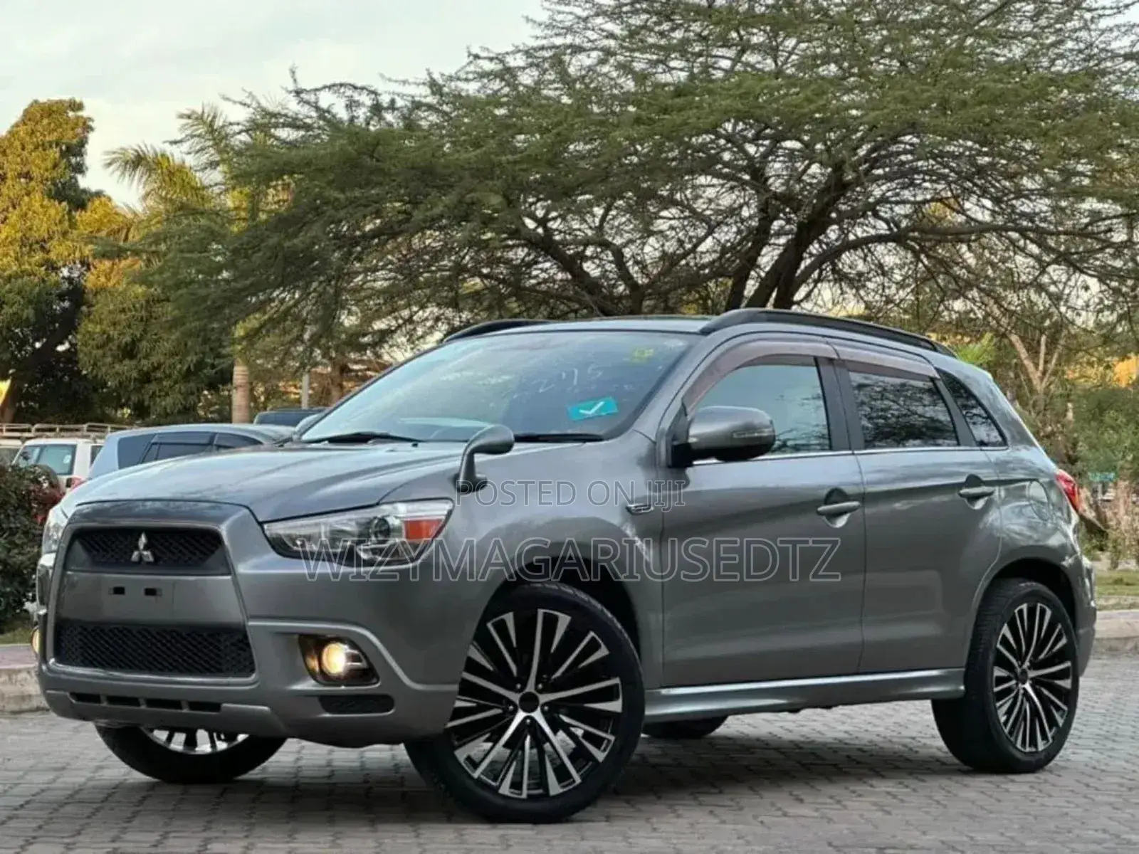 Mitsubishi RVR 2010 Gray