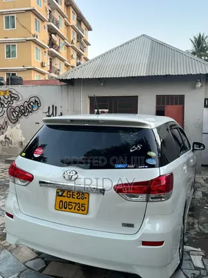 Toyota Wish 2010 White