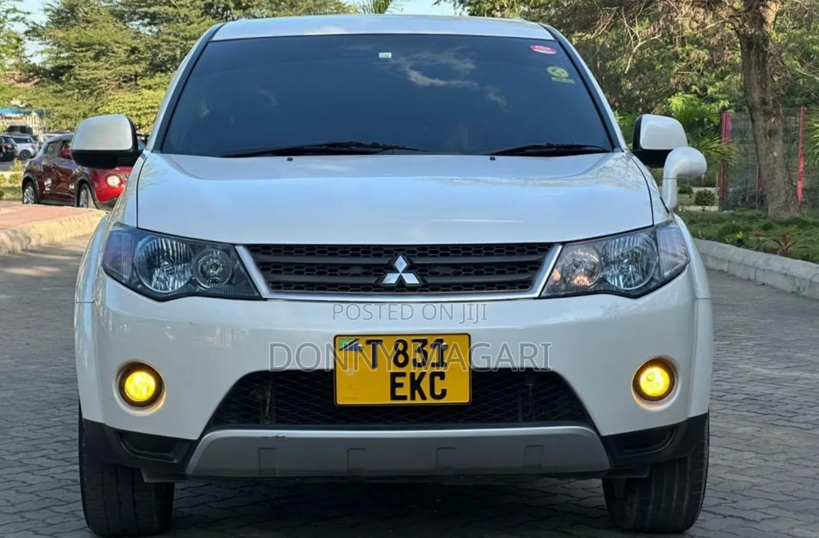 Mitsubishi Outlander 2009 White