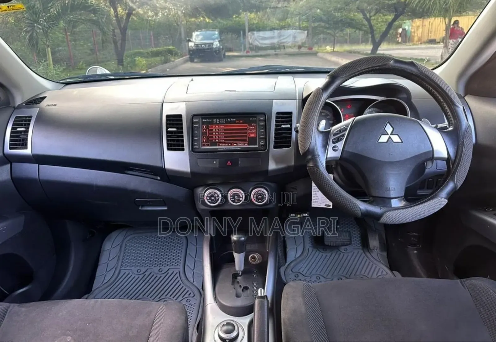 Mitsubishi Outlander 2009 White