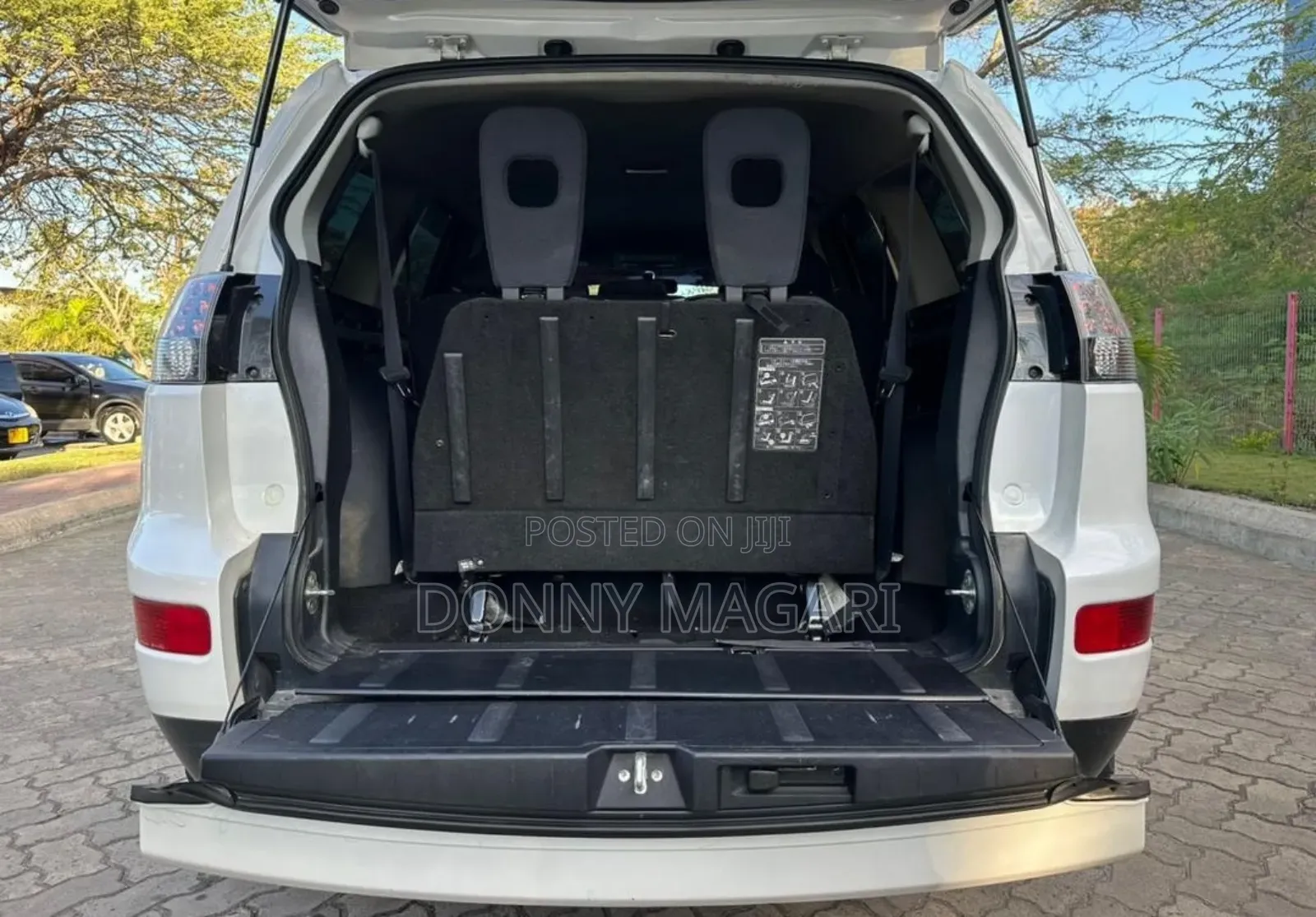 Mitsubishi Outlander 2009 White