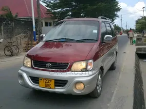 Toyota Noah 2.0 AWD (8 Seater) 2003 Maroon