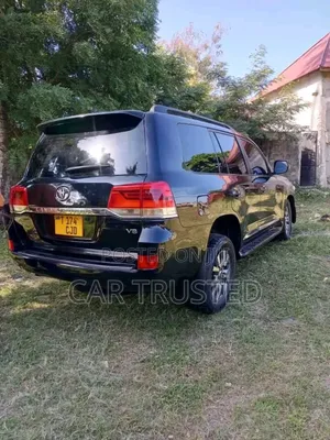 Toyota Land Cruiser 4.6 V8 ZX 2012 Black