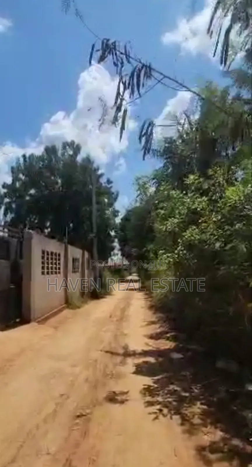 Plot Ya Pili Kutoka Lami Inauzwa Tegeta Wazo