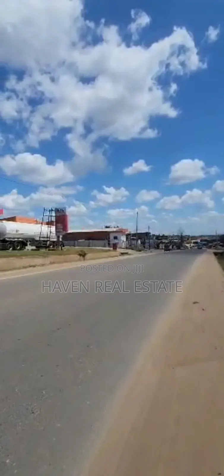 Plot Ya Pili Kutoka Lami Inauzwa Tegeta Wazo