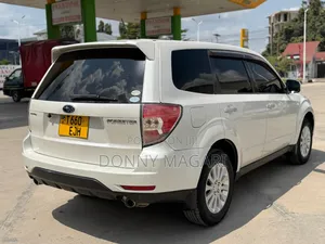 Subaru Forester 2009 White