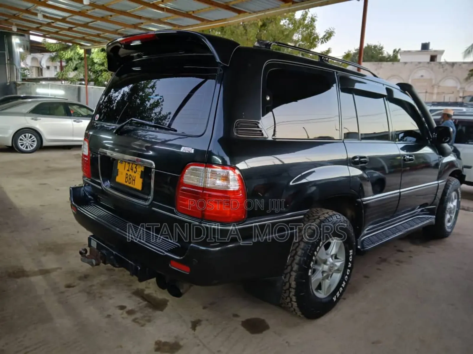Toyota Land Cruiser 2001 Black