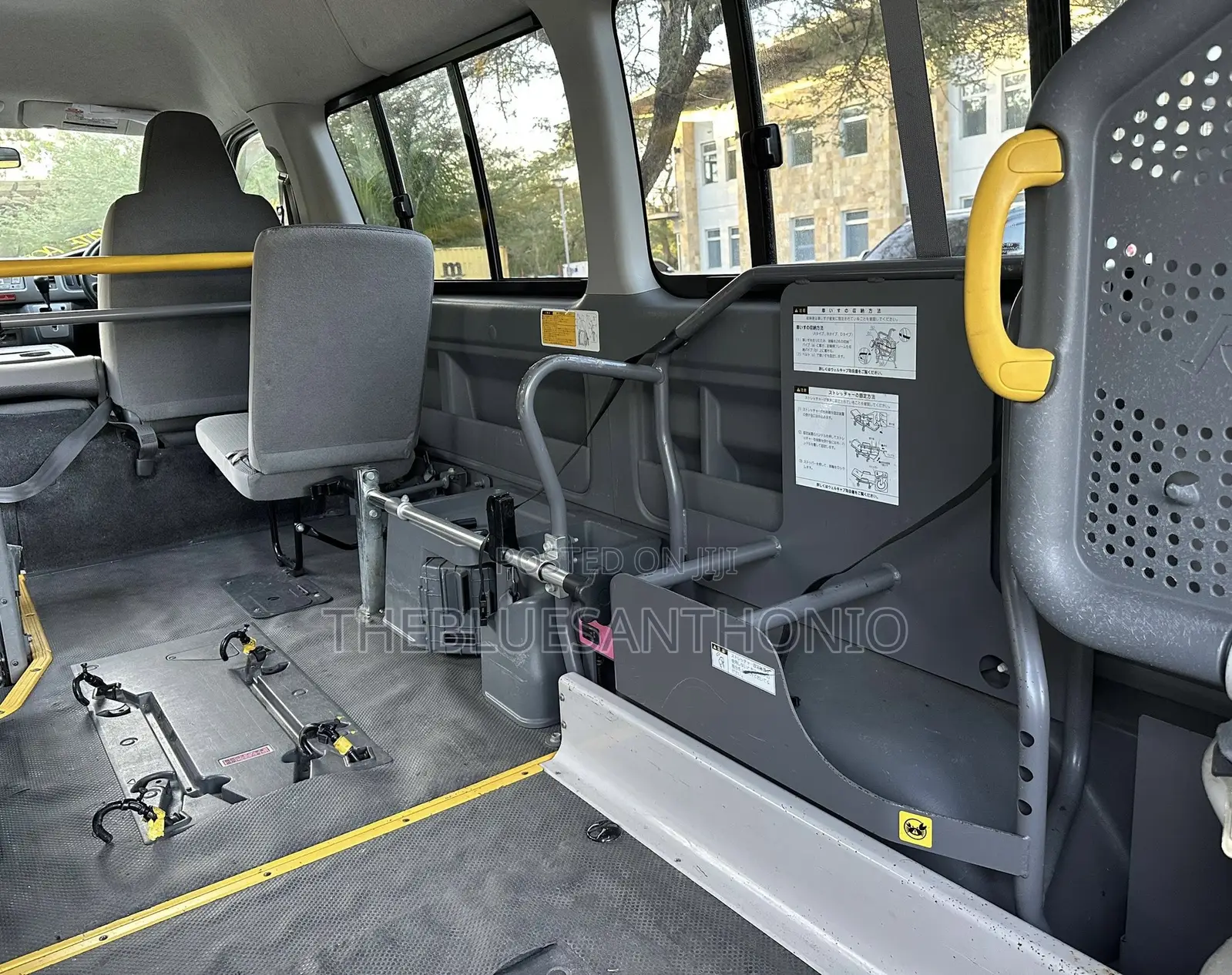 Toyota HiAce 2008 White
