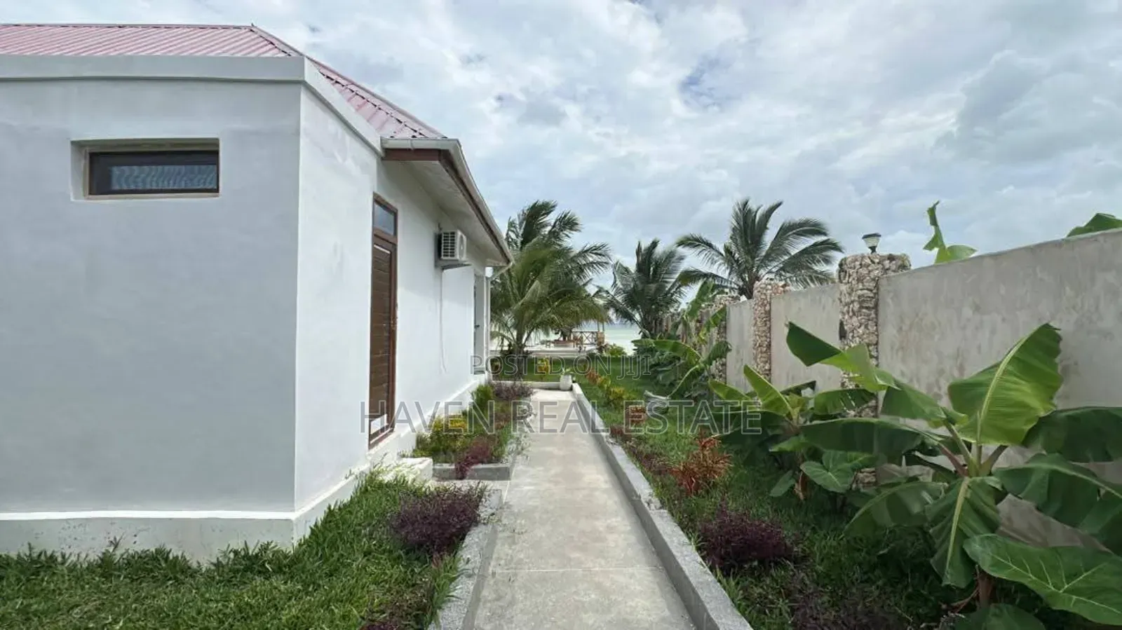 Furnished 1bdrm Apartment in Unguja South for sale