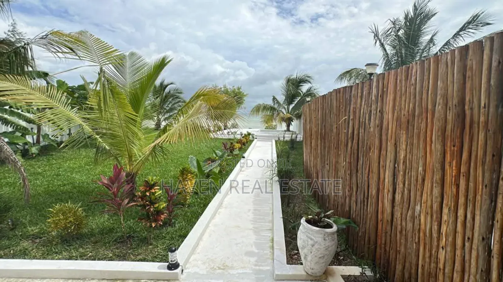 Furnished 1bdrm Apartment in Unguja South for sale