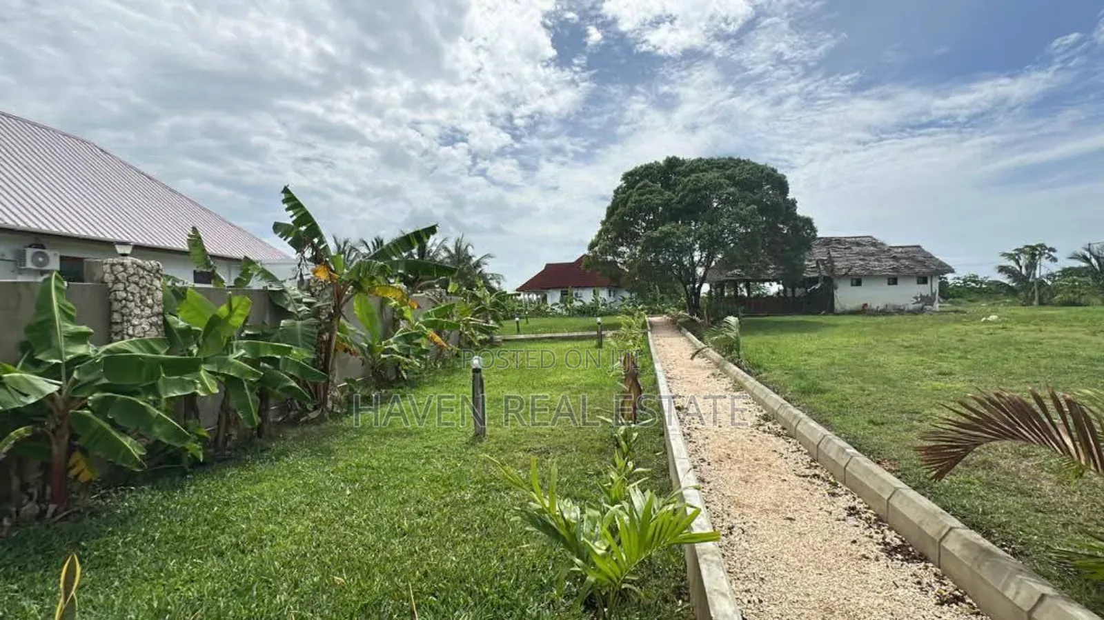 Furnished 1bdrm Apartment in Unguja South for sale