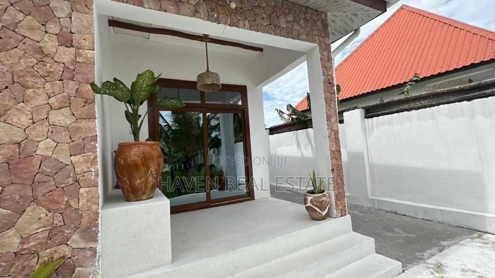 Furnished 1bdrm Apartment in Unguja South for sale