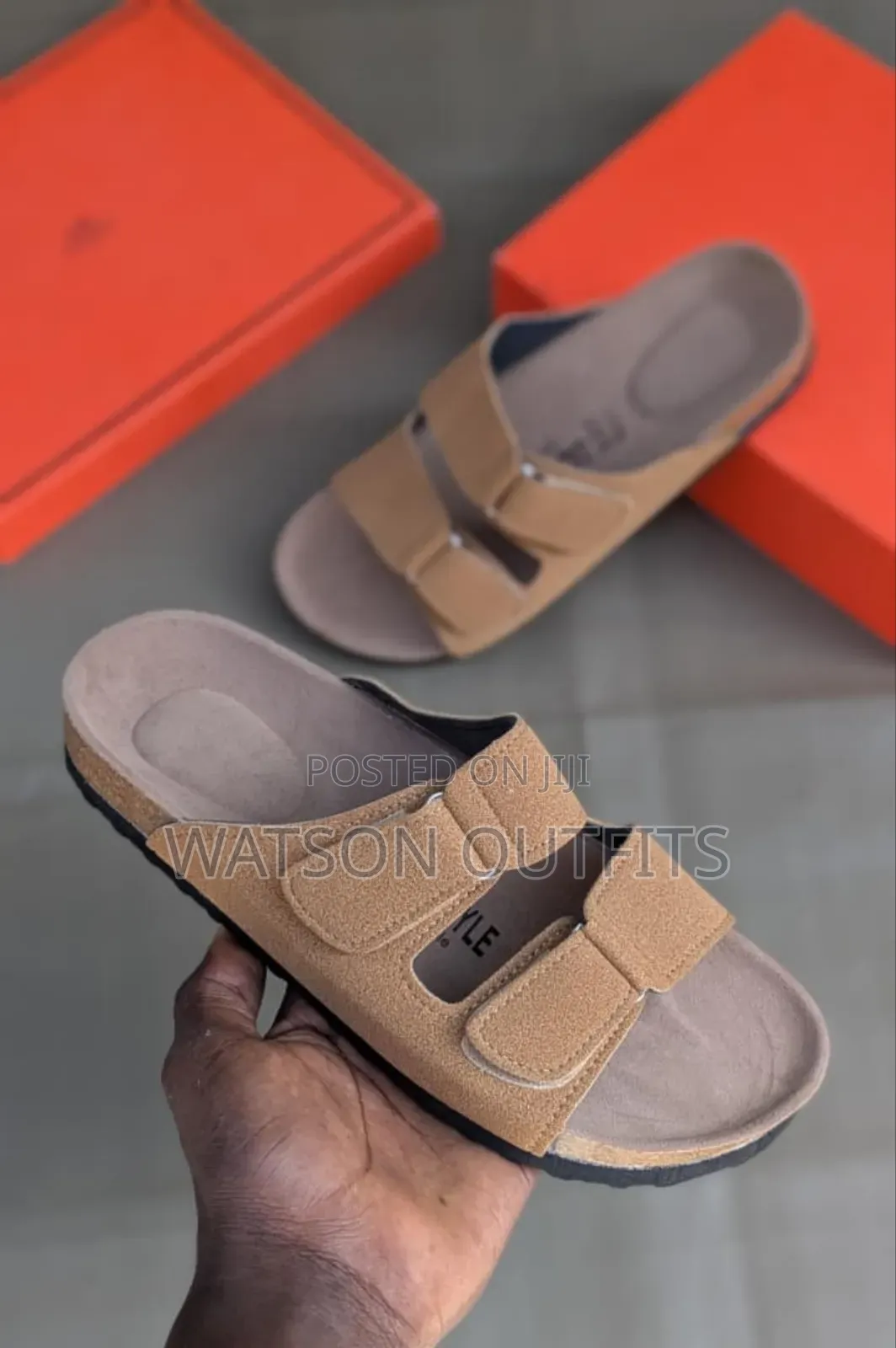 Men's Sandals Basically Soft and Fancy