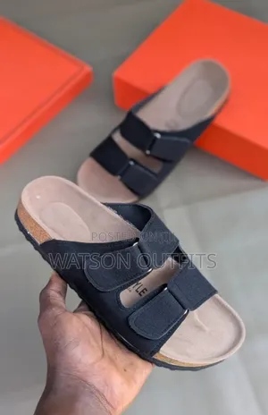 Men's Sandals Basically Soft and Fancy