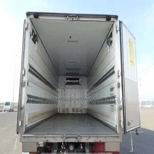 2014 Fuso 4x2 Freezer 7 Tons