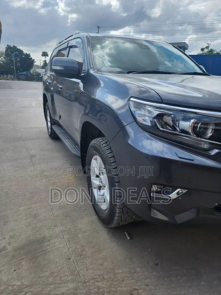 Toyota Land Cruiser Prado 2019 Black