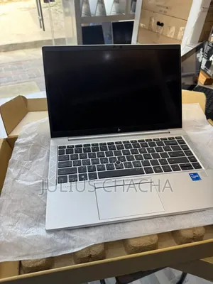New Laptop HP EliteBook 840 G8 16GB Intel Core I5 SSD 512GB