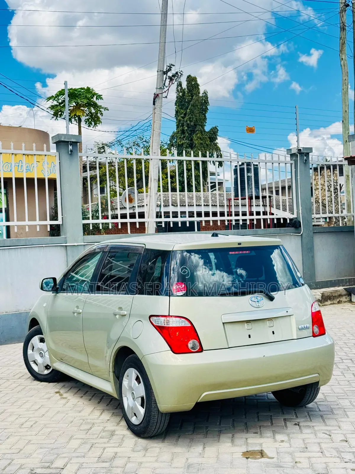 Toyota IST 2007 Green