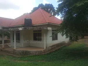 3bdrm House in Mchakama, Mbezi for sale
