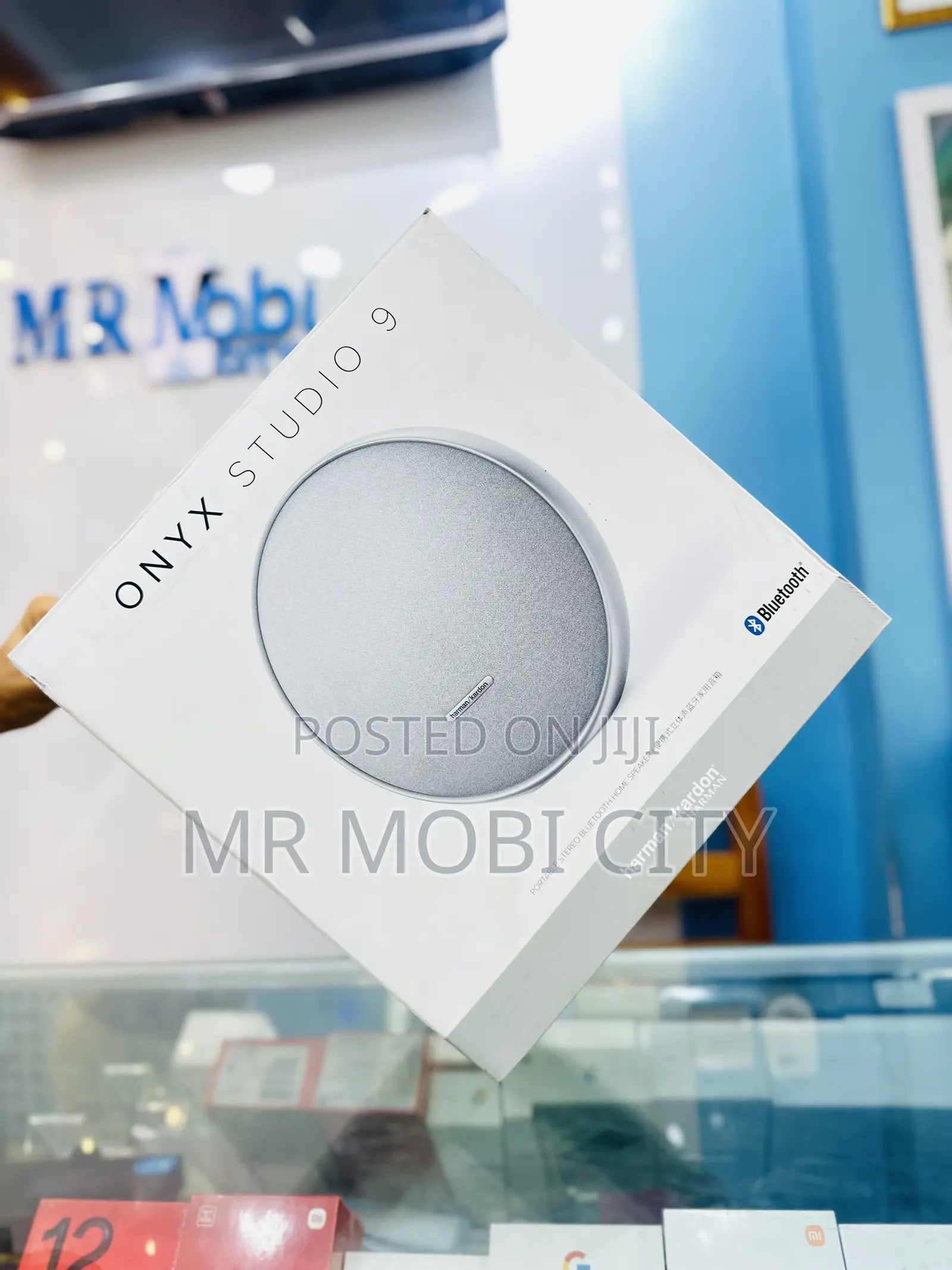 Onyx Studio 9