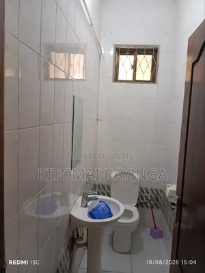 7bdrm House in Ada Estate for rent